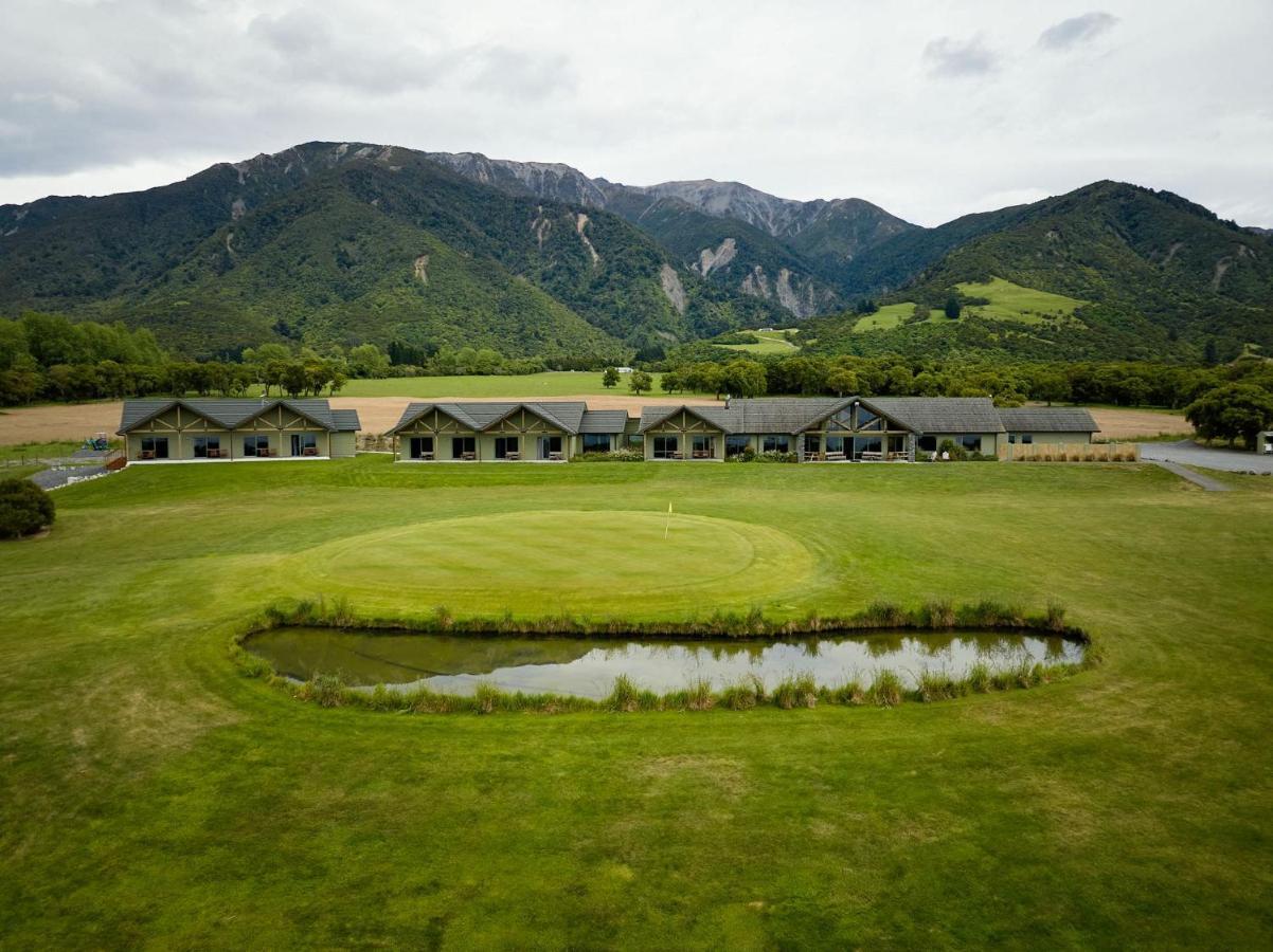 Koura Bay Golf Resort Кайкура Екстериор снимка