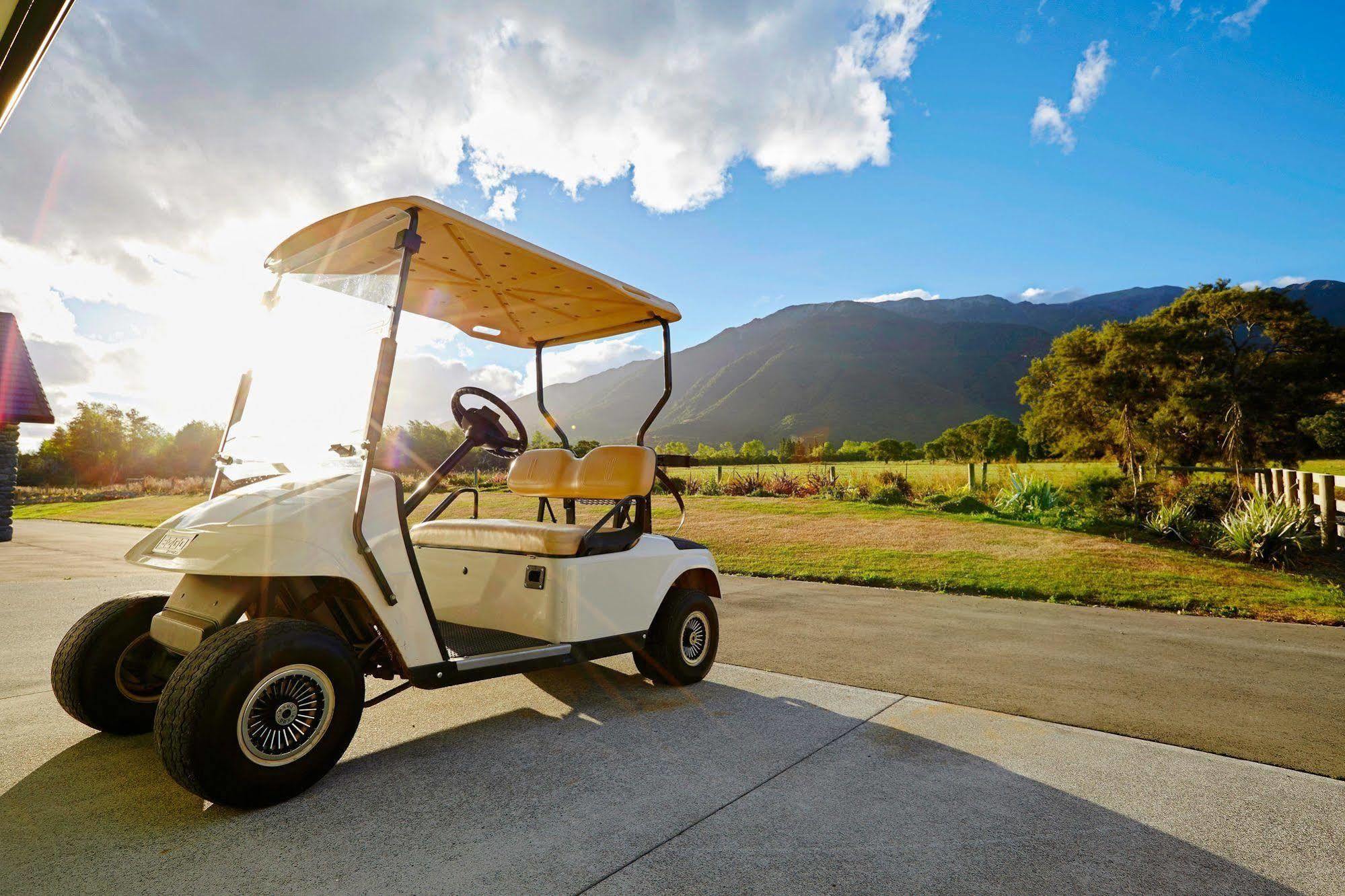 Koura Bay Golf Resort Кайкура Екстериор снимка